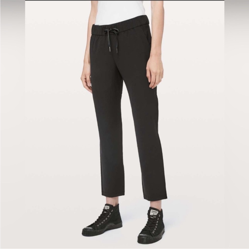 Lululemon Black On The Fly Pant *Woven 27" 4 Black J21